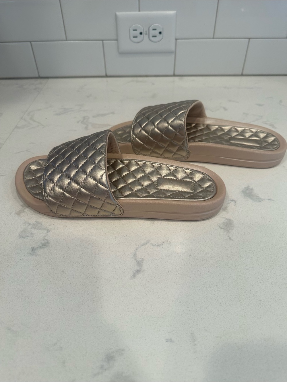 APL slides NWOT